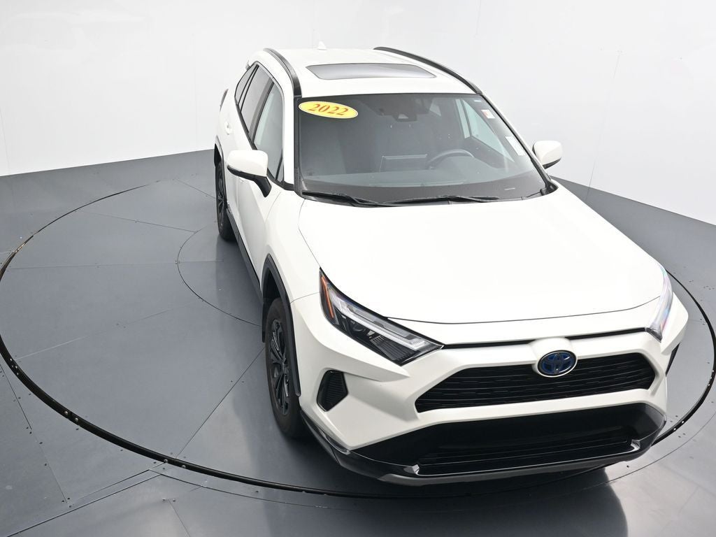 2022 Toyota RAV4 SE