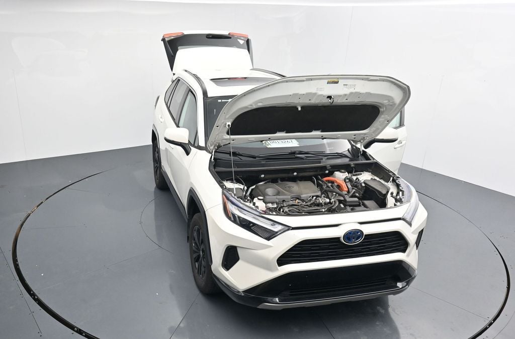 2022 Toyota RAV4 SE
