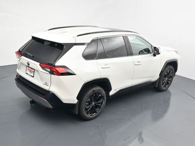 2022 Toyota RAV4 SE