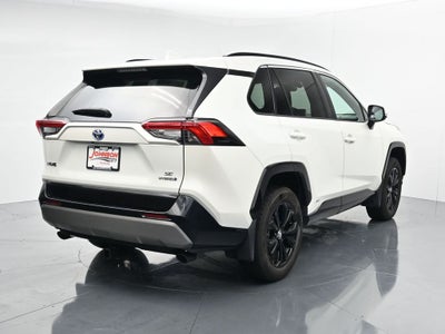 2022 Toyota RAV4 SE