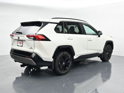 2022 Toyota RAV4 SE