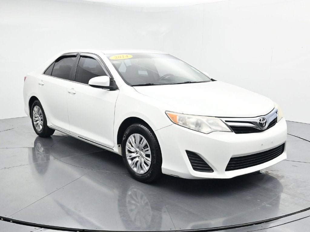 2014 Toyota Camry LE