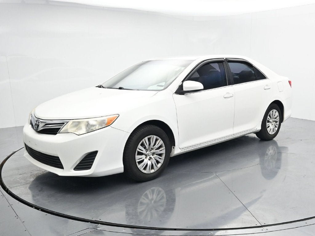 2014 Toyota Camry LE