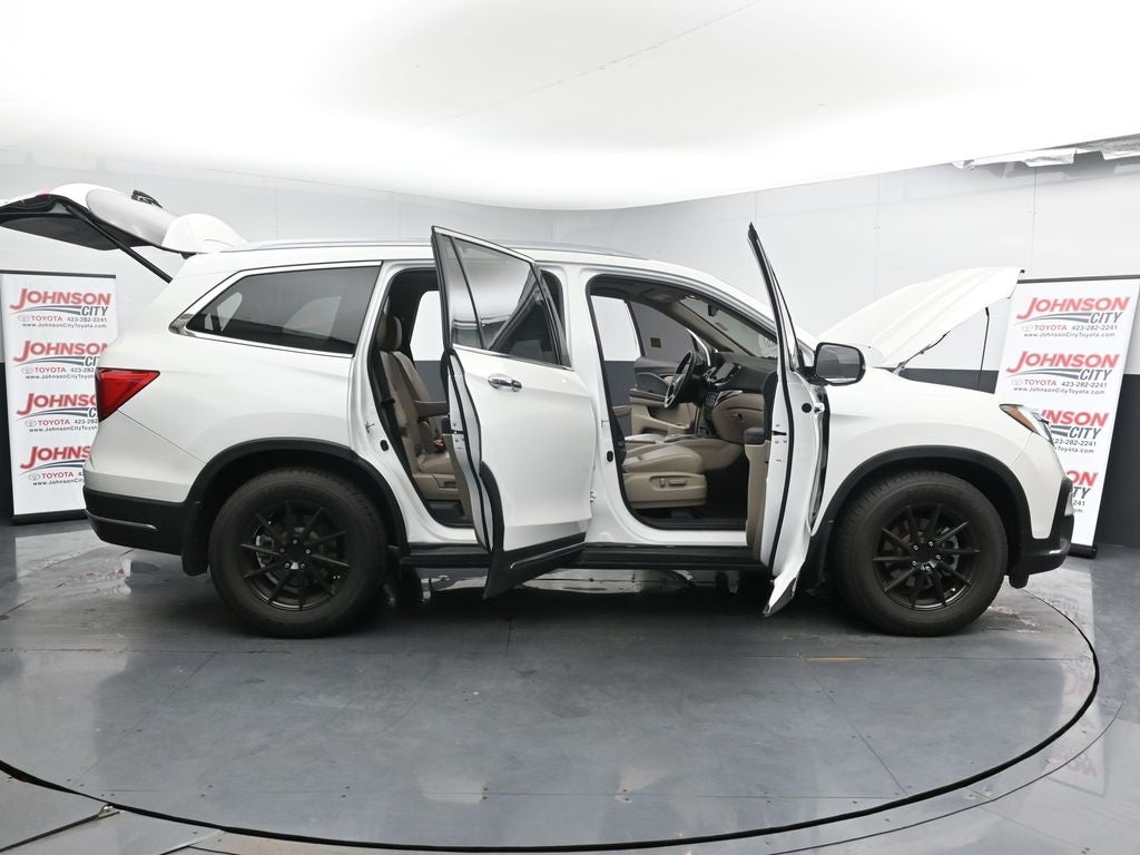 2021 Honda Pilot Touring 7 Passenger