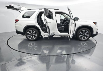 2024 Honda Pilot Touring