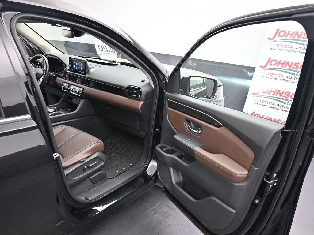 2023 Honda Pilot Elite