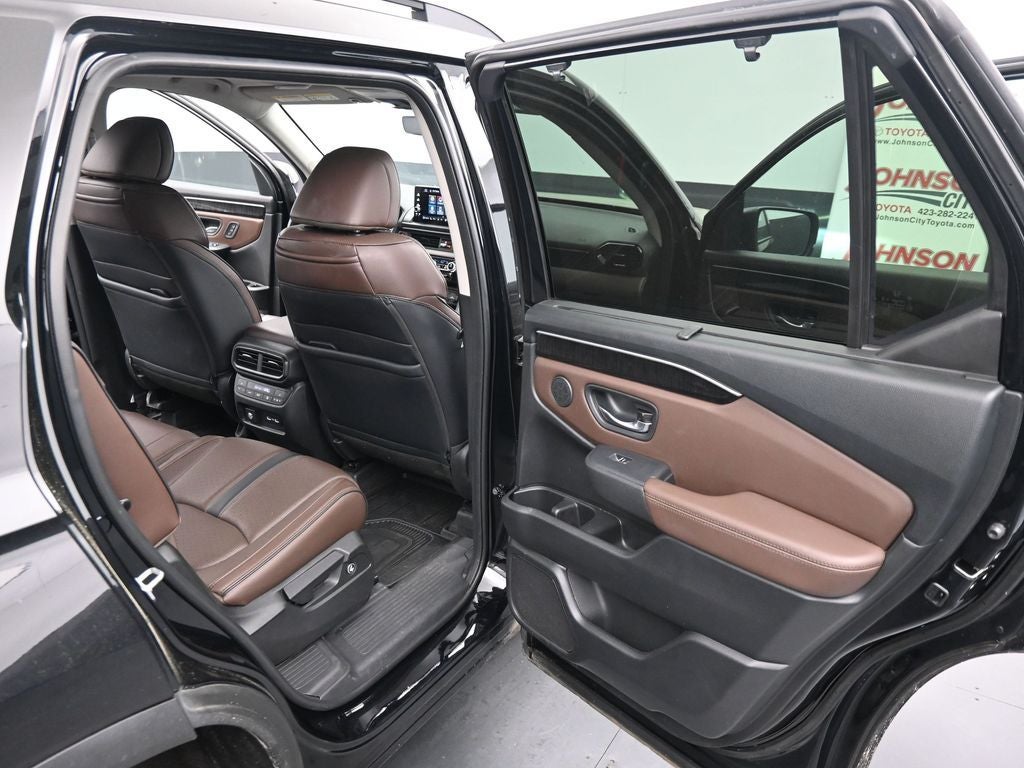 2023 Honda Pilot Elite