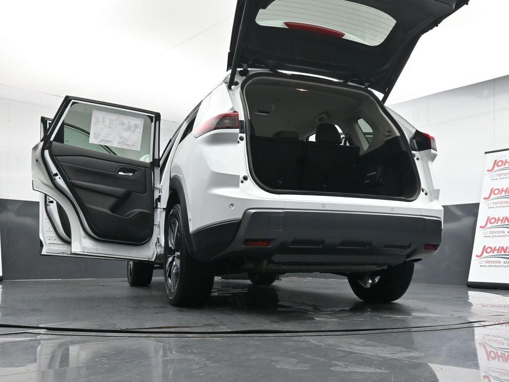 2024 Nissan Rogue SL