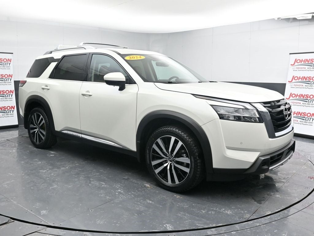 2024 Nissan Pathfinder Platinum