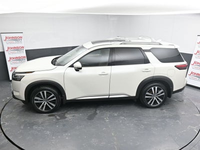 2024 Nissan Pathfinder Platinum