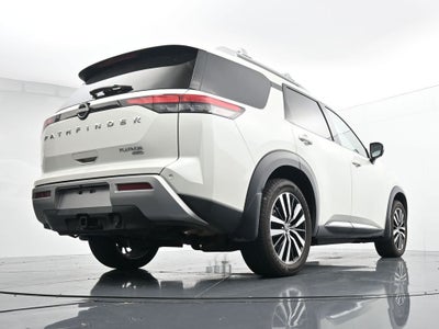 2023 Nissan Pathfinder Platinum