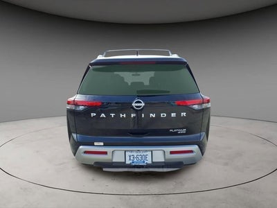 2024 Nissan Pathfinder Platinum