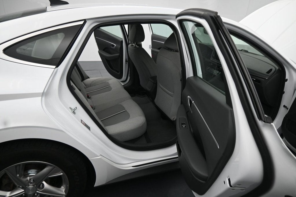 2022 Hyundai Sonata SE Power Windows/Locks