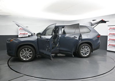2025 Toyota Grand Highlander Platinum