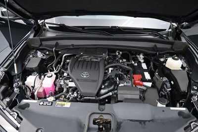 2024 Toyota Grand Highlander Platinum 3rd Row! Cooled Rear Seats!