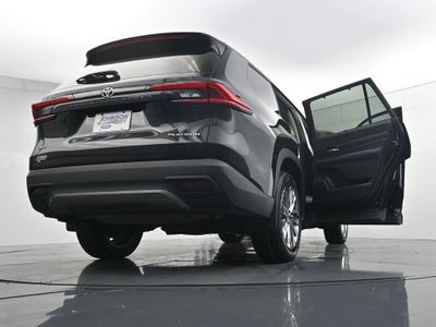 2024 Toyota Grand Highlander Platinum 3rd Row! Cooled Rear Seats!