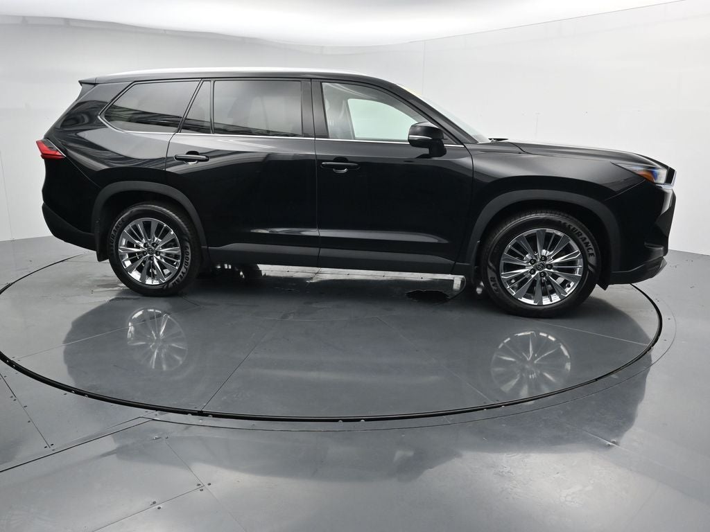 2024 Toyota Grand Highlander Platinum 3rd Row! Cooled Rear Seats!