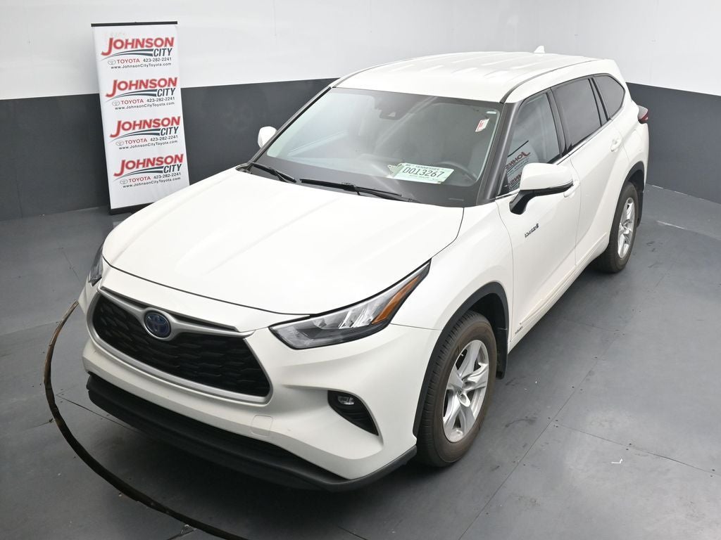 2020 Toyota Highlander LE