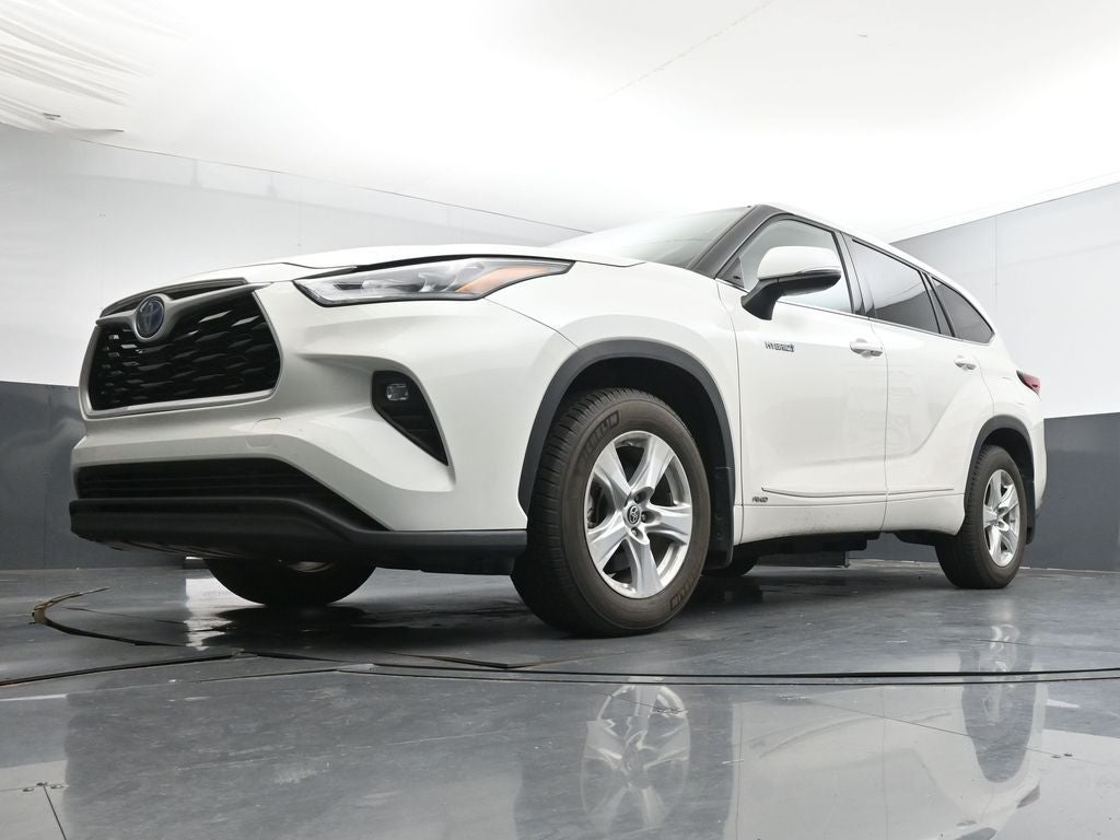 2020 Toyota Highlander LE