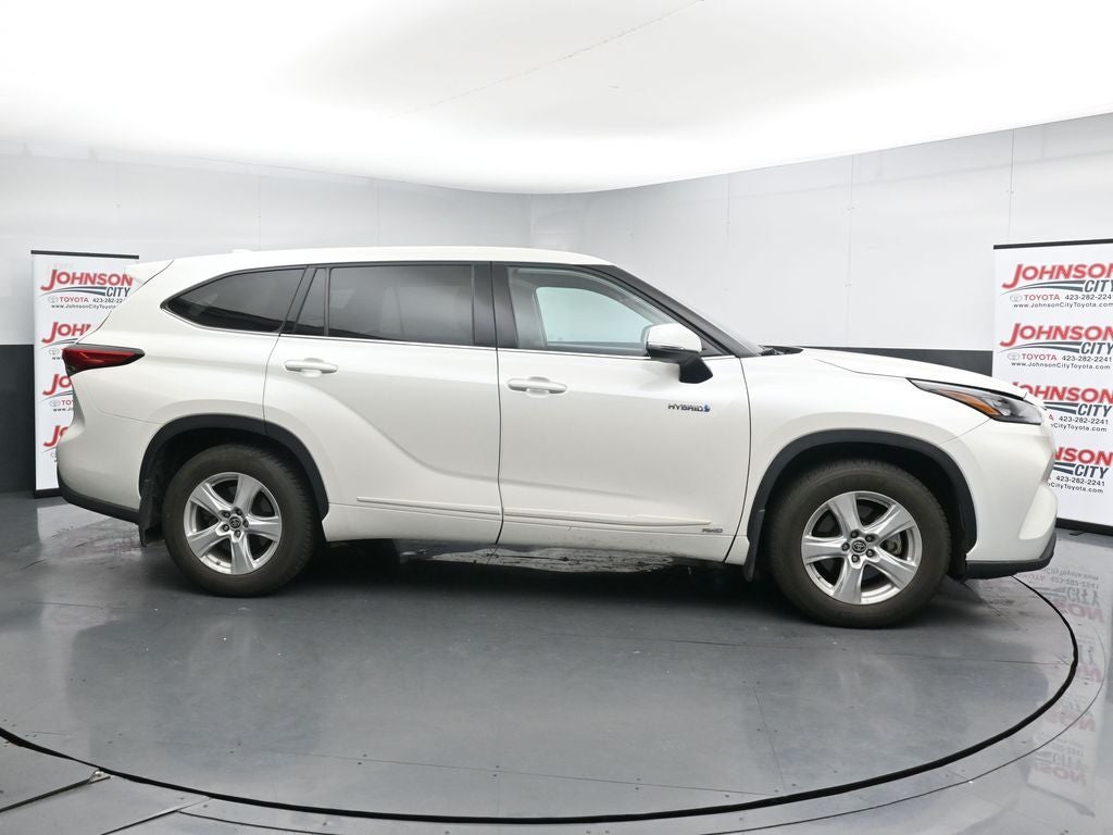2020 Toyota Highlander LE