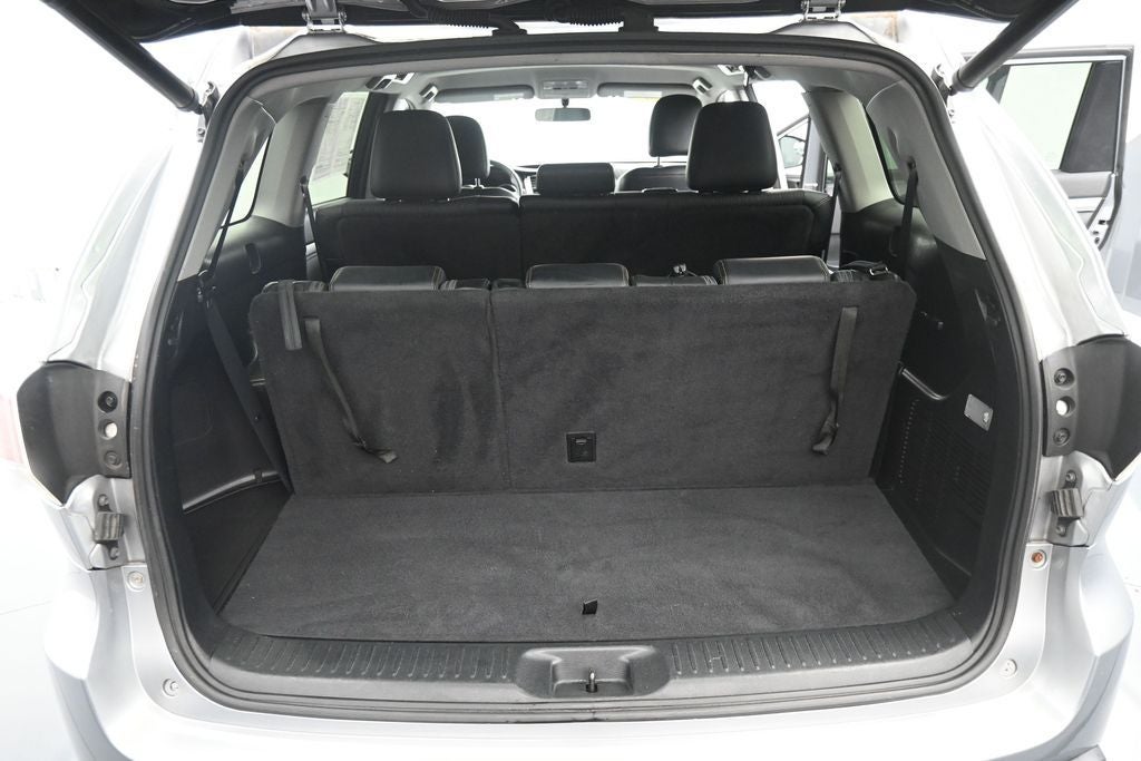 2016 Toyota Highlander LE Plus V6