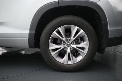 2016 Toyota Highlander LE Plus V6