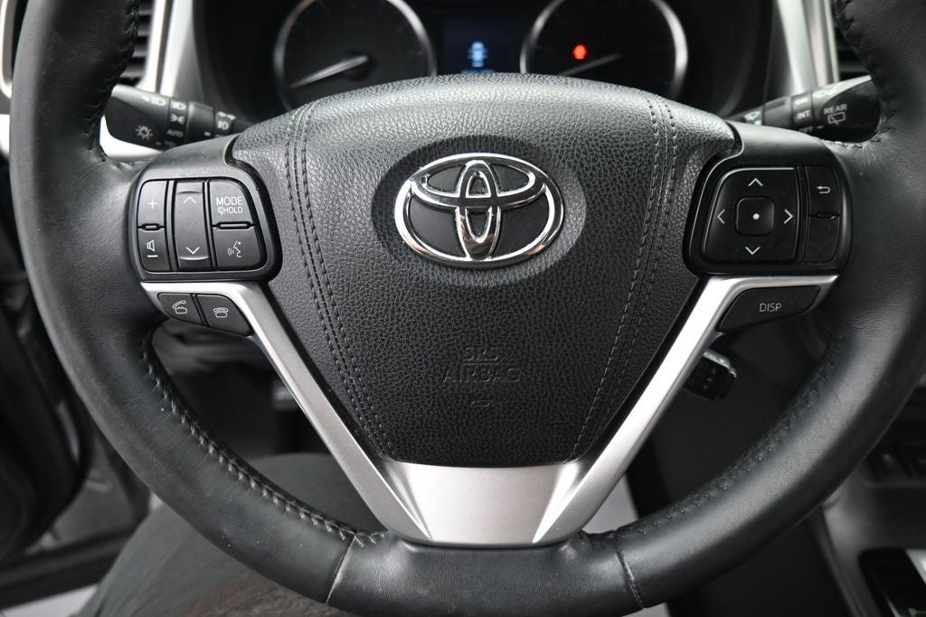 2016 Toyota Highlander LE Plus V6