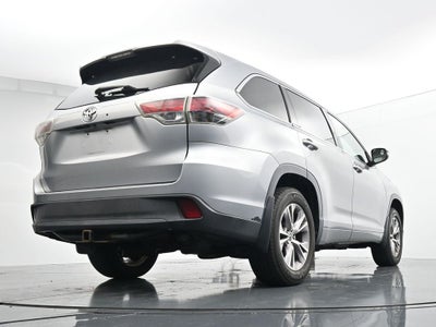 2016 Toyota Highlander LE Plus V6