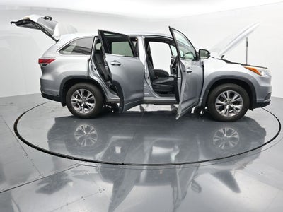 2016 Toyota Highlander LE Plus V6