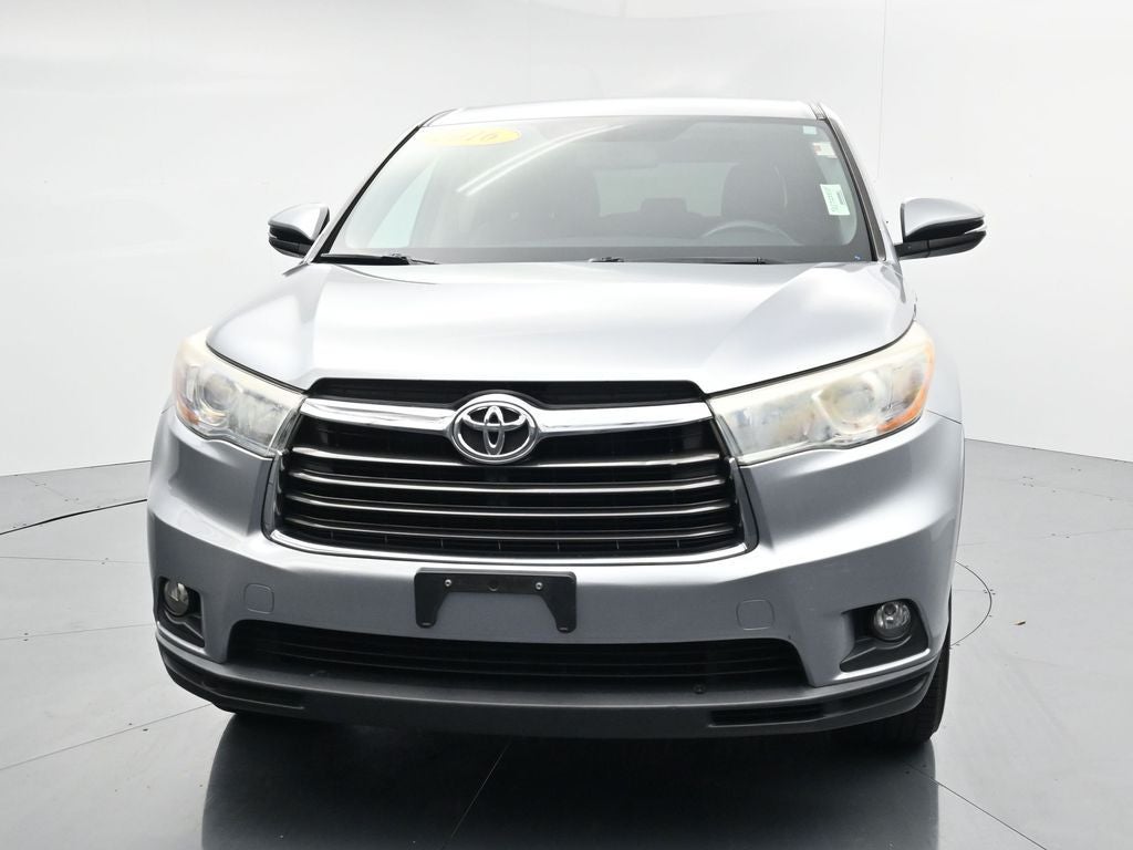 2016 Toyota Highlander LE Plus V6