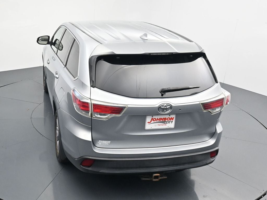 2016 Toyota Highlander LE Plus V6