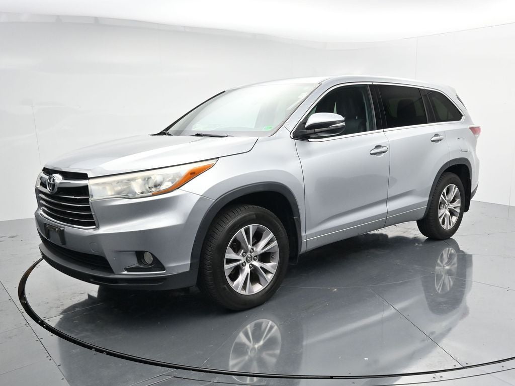 2016 Toyota Highlander LE Plus V6