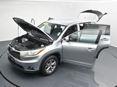2016 Toyota Highlander LE Plus V6