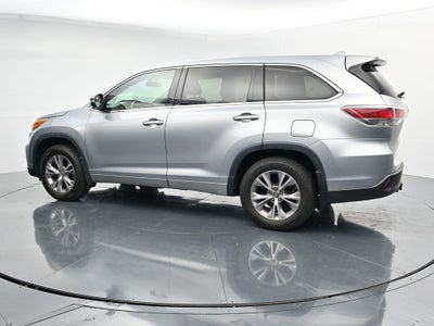 2016 Toyota Highlander LE Plus V6