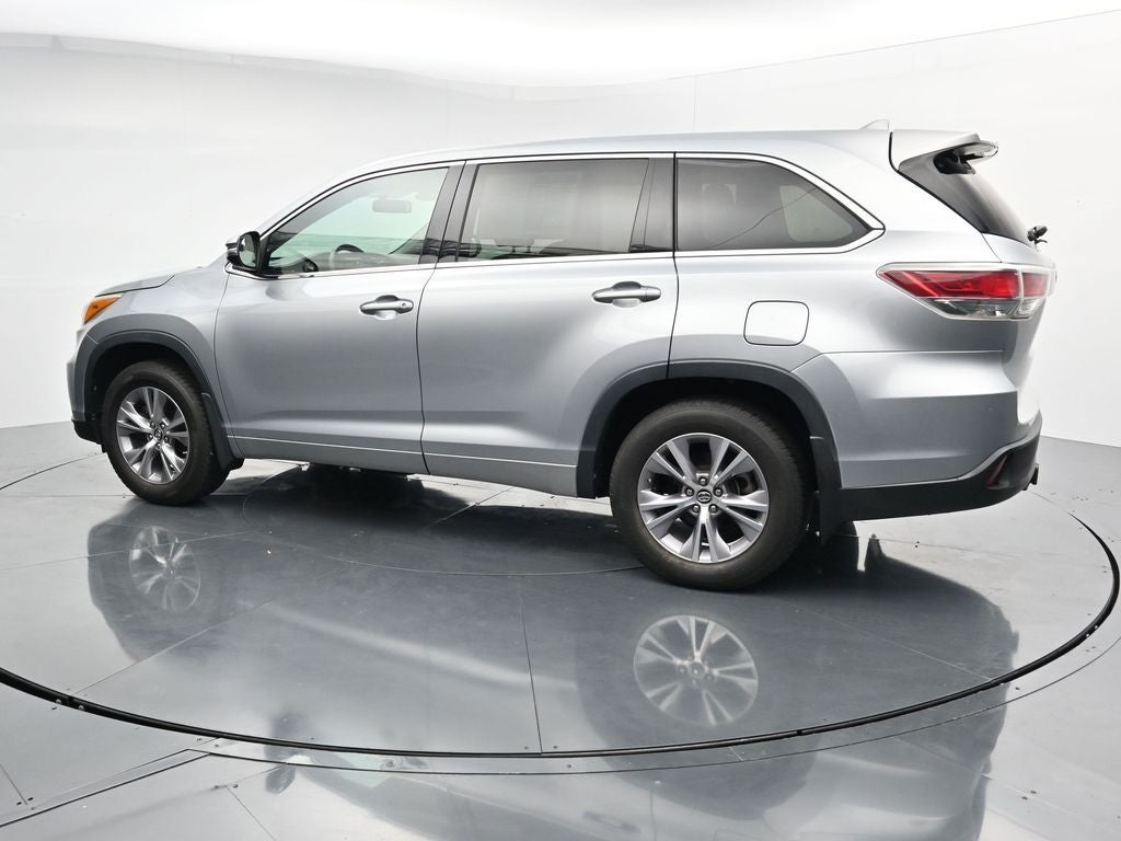 2016 Toyota Highlander LE Plus V6
