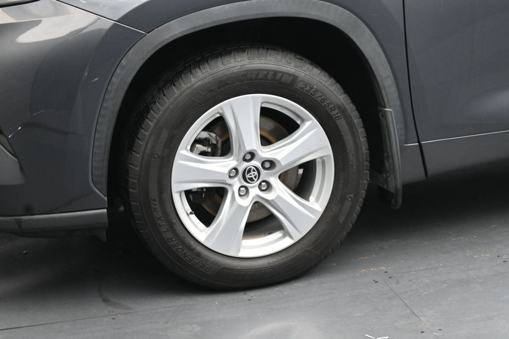 2020 Toyota Highlander LE