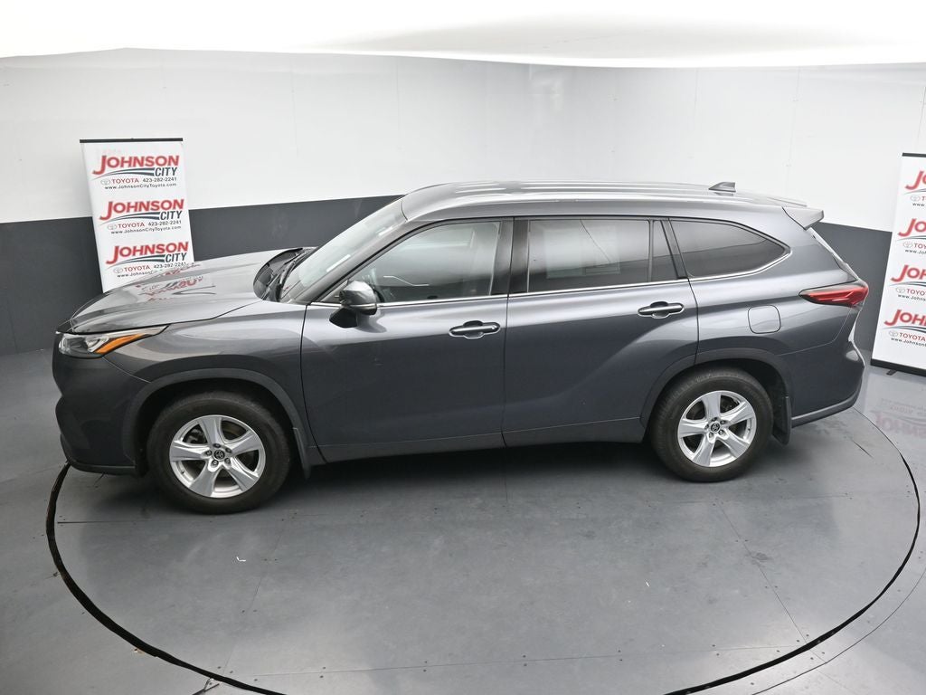 2020 Toyota Highlander LE