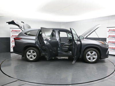 2020 Toyota Highlander LE
