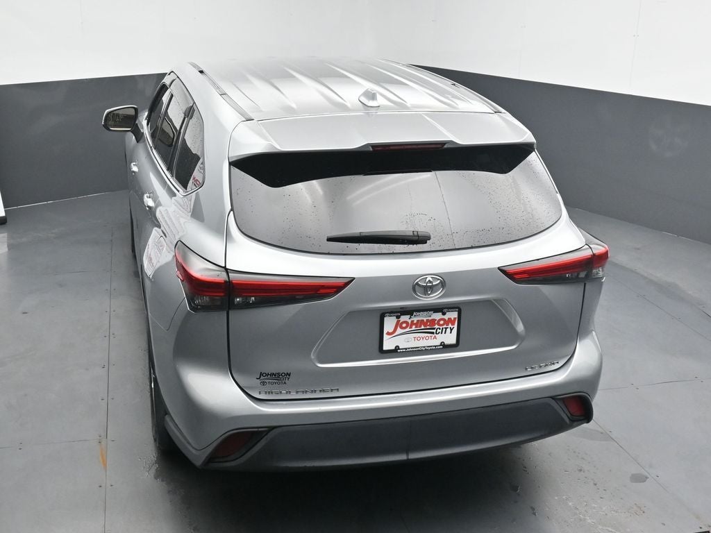 2021 Toyota Highlander LE
