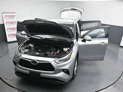 2021 Toyota Highlander LE