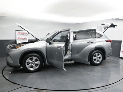 2021 Toyota Highlander LE