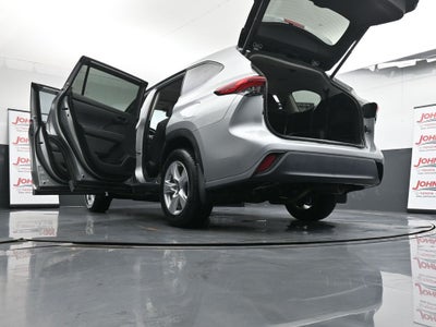 2021 Toyota Highlander LE