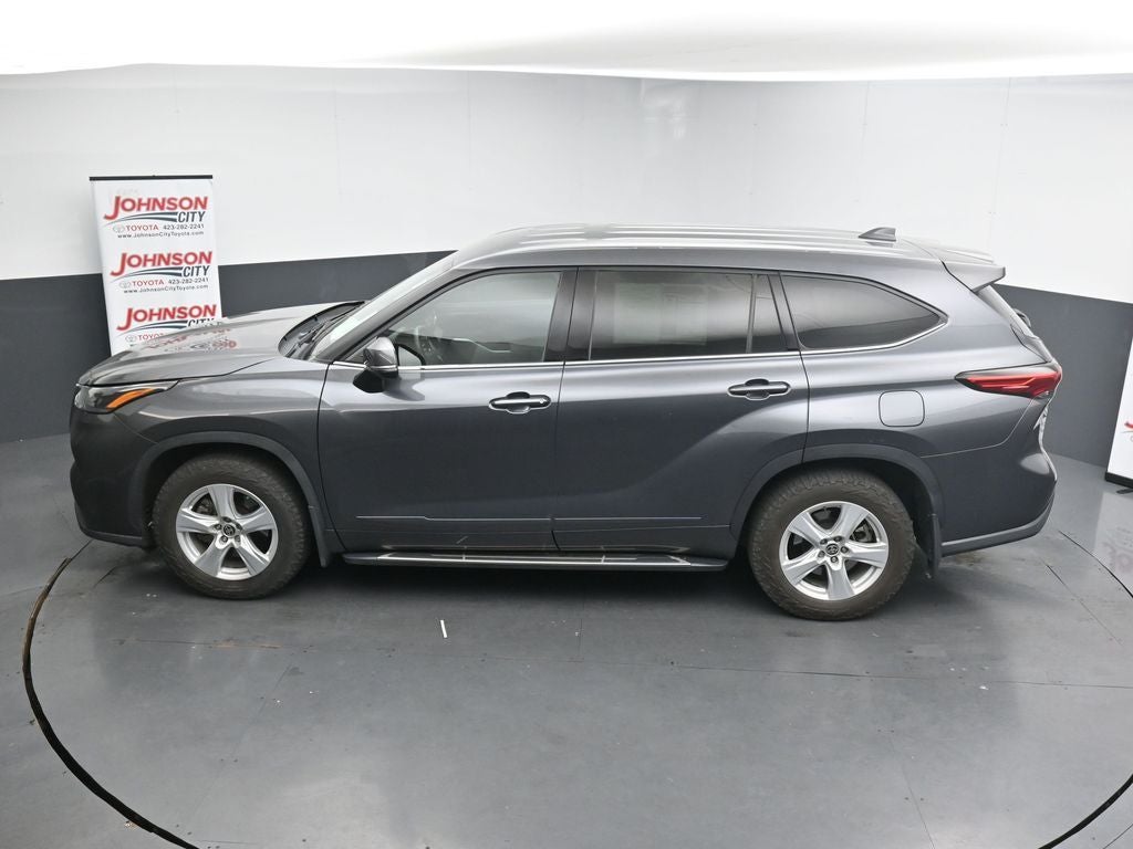 2021 Toyota Highlander LE