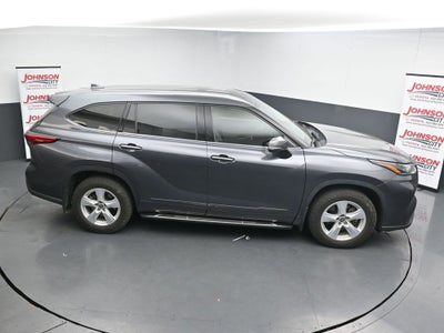 2021 Toyota Highlander LE