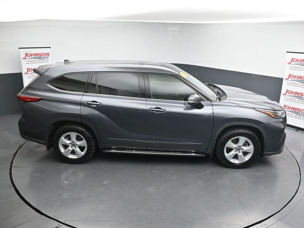 2021 Toyota Highlander LE