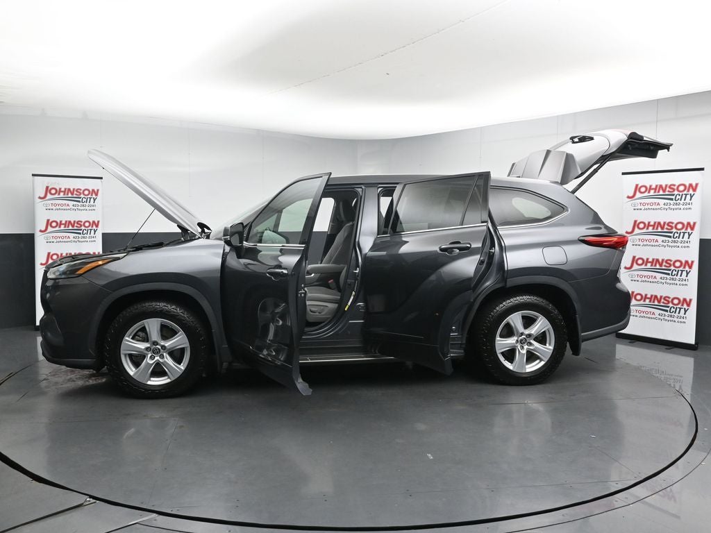 2021 Toyota Highlander LE