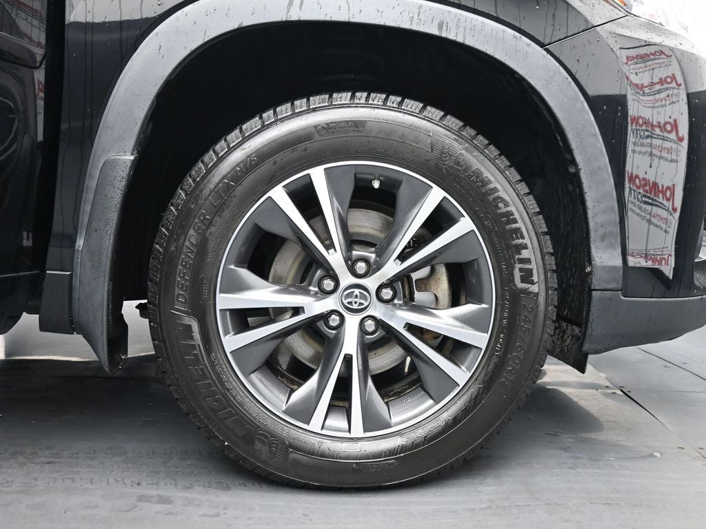 2017 Toyota Highlander LE Plus