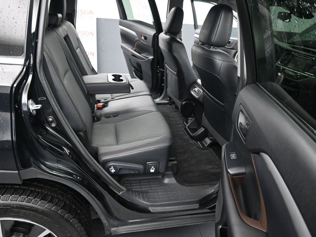 2017 Toyota Highlander LE Plus