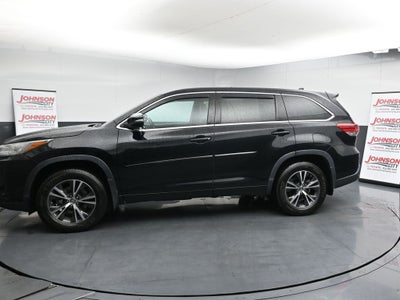 2017 Toyota Highlander LE Plus