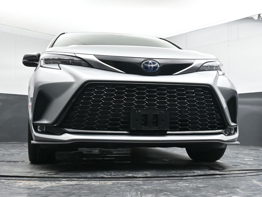 2023 Toyota Sienna XSE 7 Passenger
